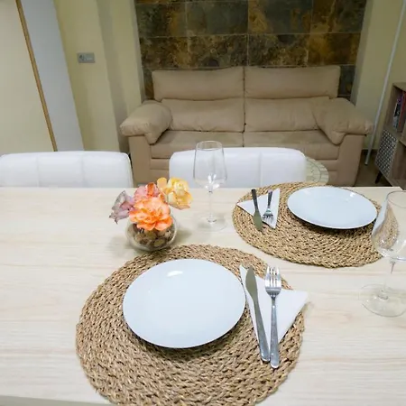 Deluxe In La Giralda * إشبيلية